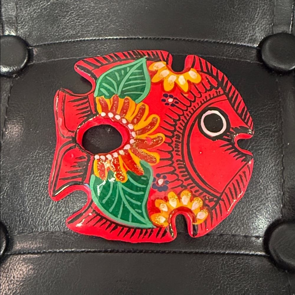 Mexico Talavera Sand Dollar Florescent Red & Green Hand Painted Mexican Fish